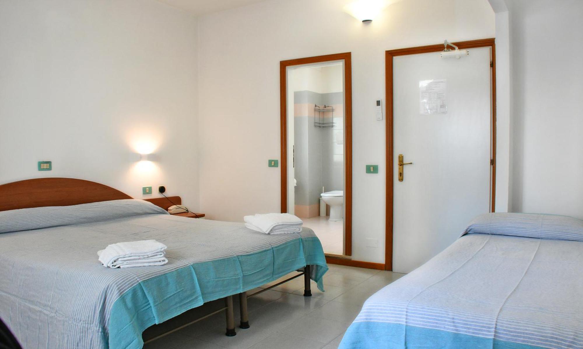 Hotel Exclusive In Pieno Centro - Nuova Gestione 2025 Riccione Eksteriør bilde