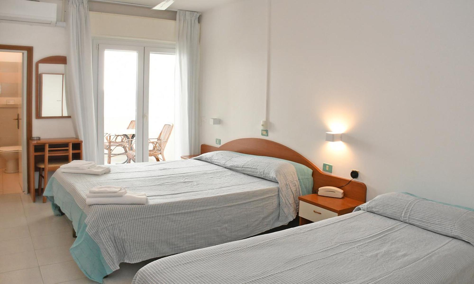 Hotel Exclusive In Pieno Centro - Nuova Gestione 2025 Riccione Eksteriør bilde
