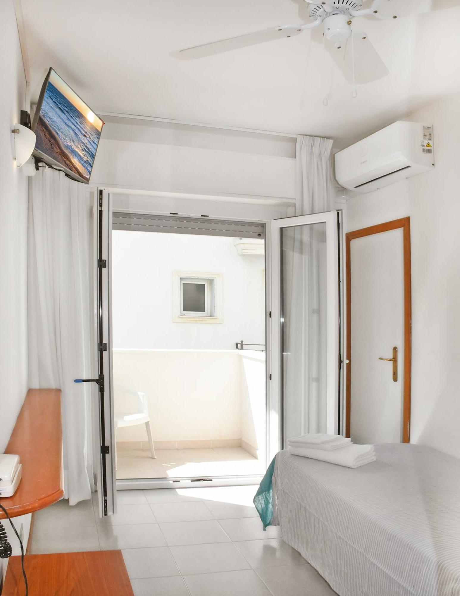Hotel Exclusive In Pieno Centro - Nuova Gestione 2025 Riccione Eksteriør bilde